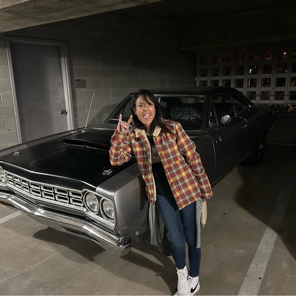 Meet your Posher, Chera - Picture 7 of 8